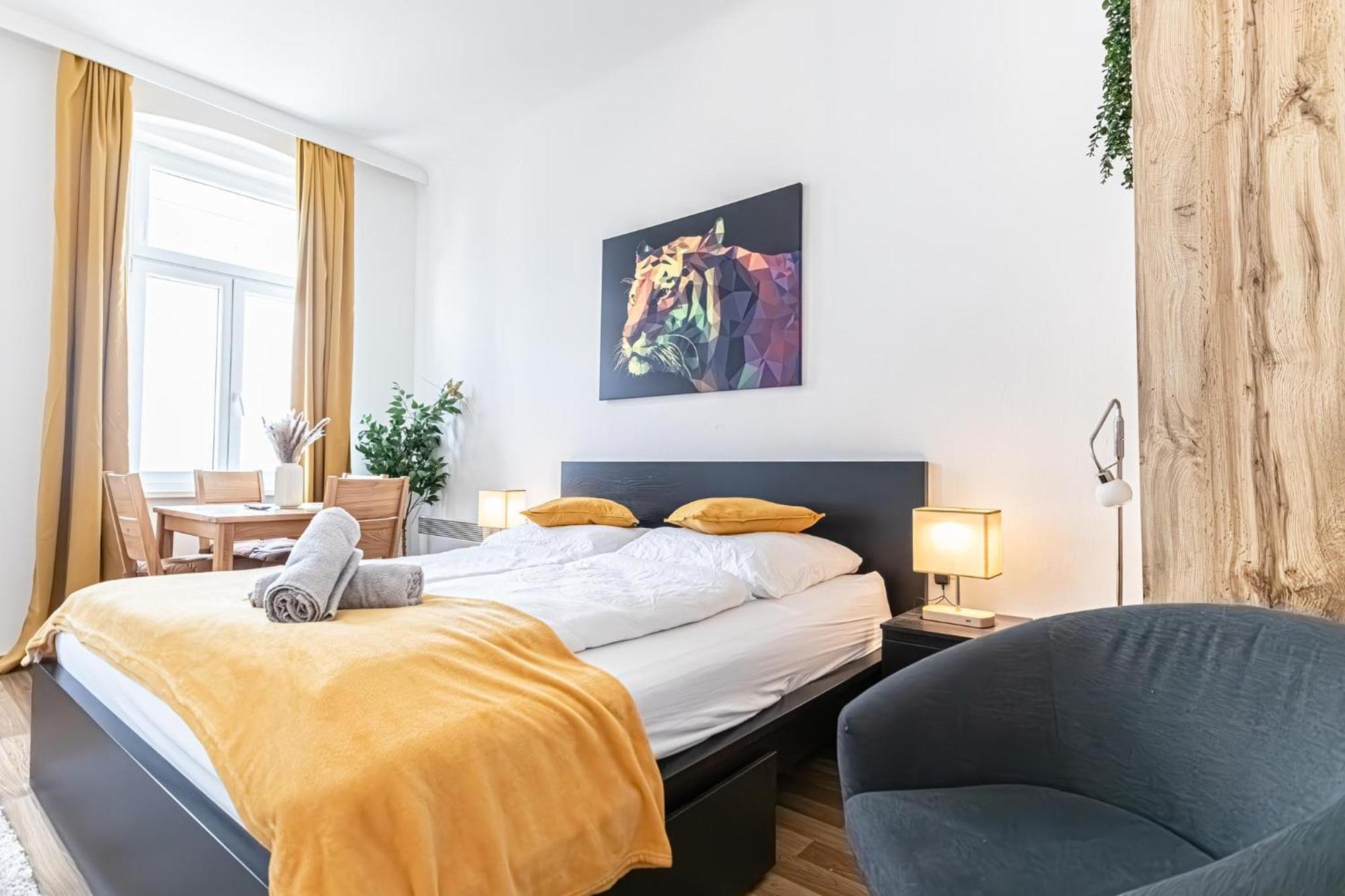 Explore Vienna: 1br Retreat Near Westbahnhof * Wenen