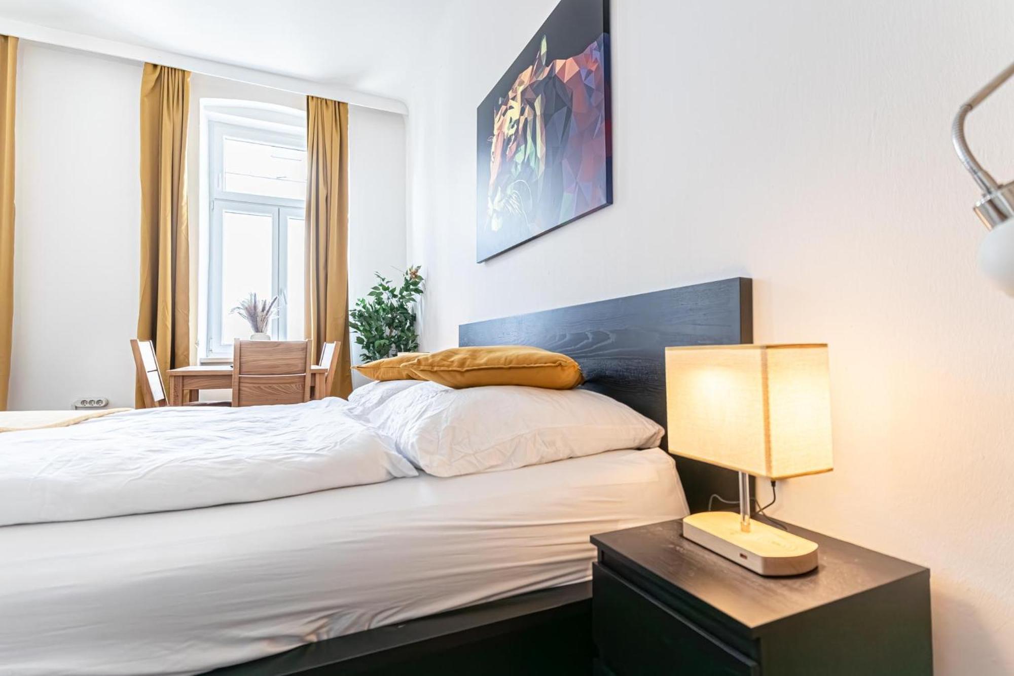 Appartement Explore Vienna: 1br Retreat Near Westbahnhof Wenen